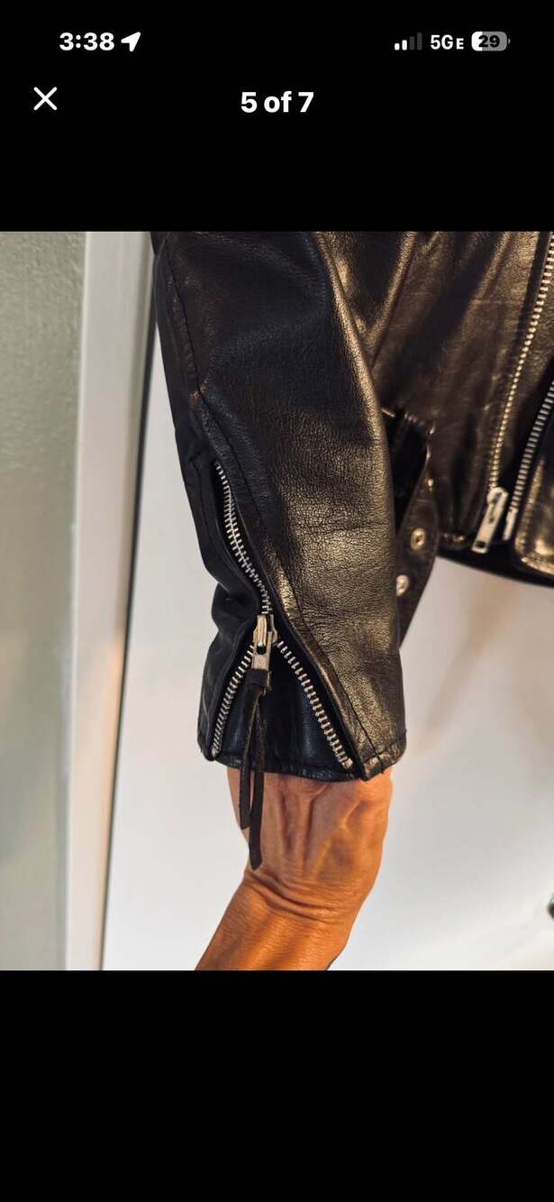Wilsons Leather Motorcycle Jacket with Harley-Davidson Back Patches - Picture 5 of 9